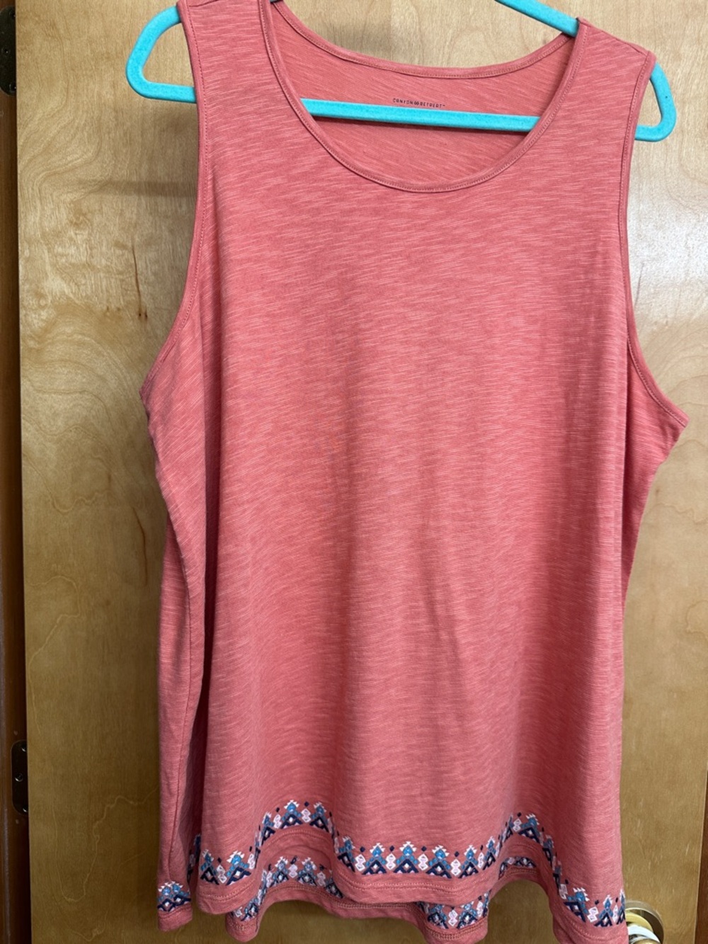 Women’s Sleeveless Tank Top with Embroidered Hem - Coral